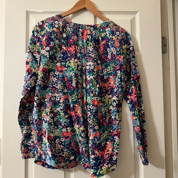 Talbots women’s size Large blouse - Picture 3 of 3